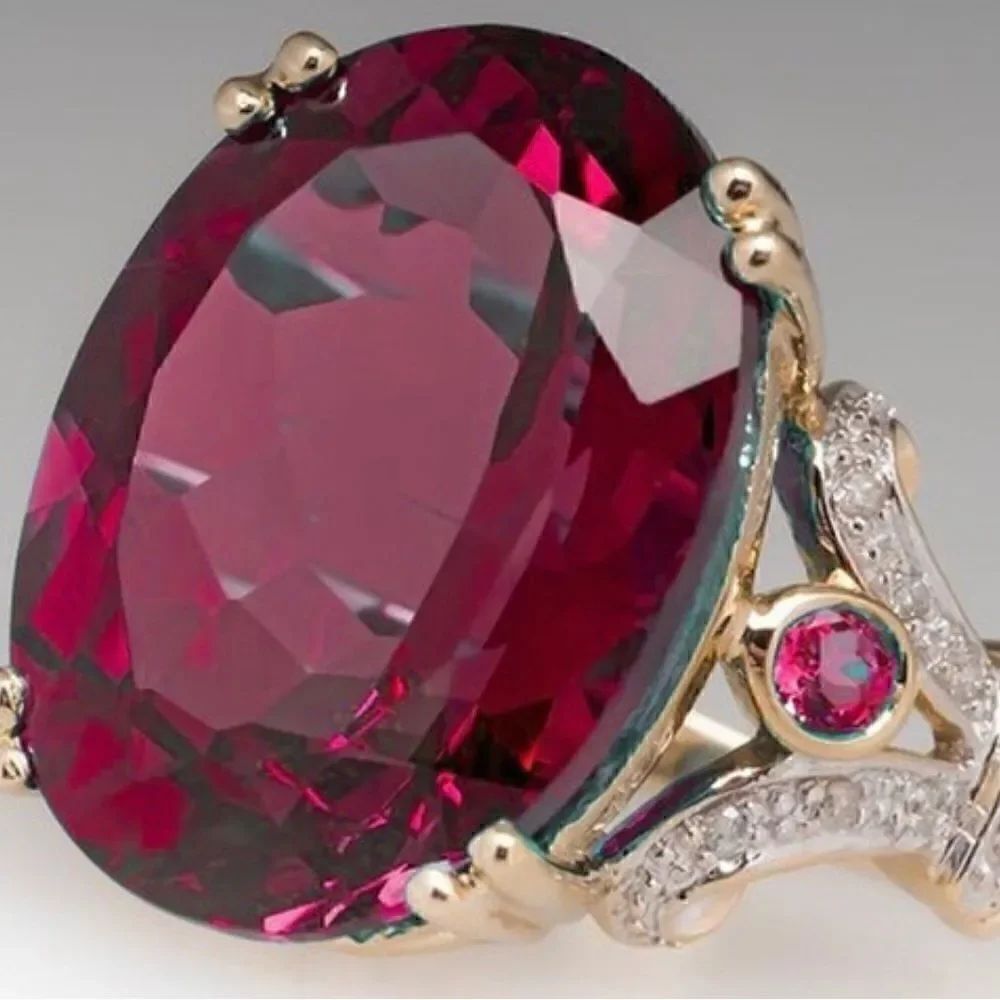 ♥️ NEW ruby red crystal cocktail ring ♥️ - Picture 2 of 6